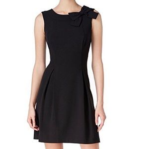 NWT Jessica Howard Petite Bow-Accent Fit & Flare